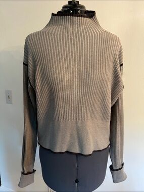 Varley Griffin/Silver Hagen Sweater with Dark Trim